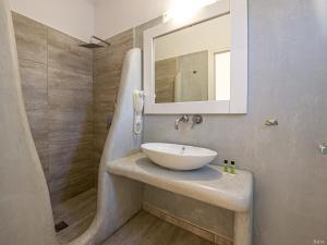 A bathroom at Katerina View