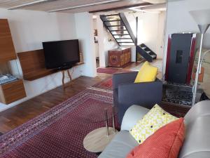 Μια τηλεόραση ή/και κέντρο ψυχαγωγίας στο Bauernhaus Hinterbühle