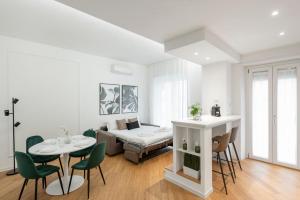 Postel nebo postele na pokoji v ubytování White flat Gallia