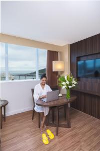 Hóspedes ficando em Golden Tulip Porto Vitória