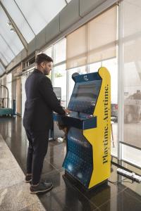 Hóspedes ficando em Golden Tulip Porto Vitória
