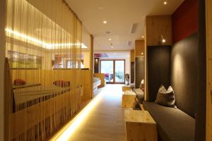 Ruang duduk di Hotel Schwarzer Adler