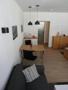 Kuchyň nebo kuchyňský kout v ubytování Ferienwohnungen und Appartements - Haus Budinger