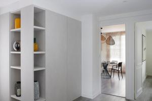 Gallery image of Les Toits de Chartres - 2 appt - Parking gratuit in Chartres +28 photos