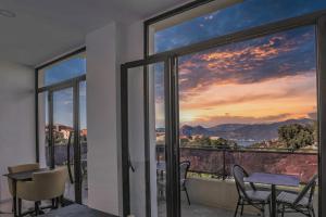 Nespecifikovaný výhled na hory nebo výhled na hory při pohledu z hotelu + 37 fotografií