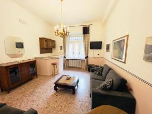 TV a/nebo společenská místnost v ubytování Monte Marsicano Hotel