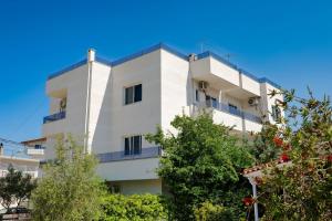 Το κτήριο όπου στεγάζεται  το διαμέρισμα