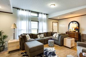 Gallery image of Kingston Home with On-Site Boat Parking 2 Mi to Lake in Shay