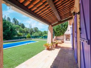 Vonkajšia záhrada v ubytovaní Villa in Vidauban near Vineyards & Beaches