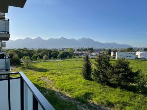 A general mountain view or a mountain view taken from Az apartmant