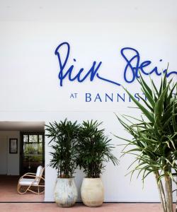 Sertifikat, nagrada, logo ili drugi dokument prikazan u objektu Bannisters Port Stephens