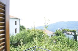 - une vue depuis le balcon d'une maison dans l'établissement Antonis Tasios Guesthouse, à Zagora