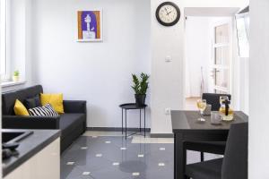 Ein Sitzbereich in der Unterkunft Apartment Iva
