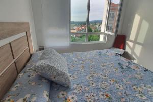 Łóżko lub łóżka w pokoju w obiekcie HyP - A Casa da Fina