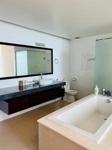 Can ho 3br Ocean Vista - SeaHome O867,7O7,123