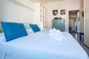 Gallery image of Aquamarine Apartment by Wonderful Italy in Spotorno
