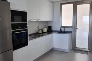 Zdjęcie z galerii obiektu Penthouse at Las Mesas with amazing views w mieście Estepona