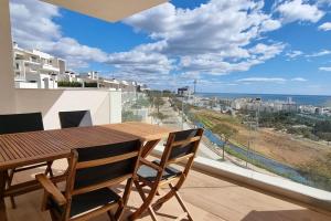 Zdjęcie z galerii obiektu Penthouse at Las Mesas with amazing views w mieście Estepona