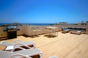 Zdjęcie z galerii obiektu Penthouse at Las Mesas with amazing views w mieście Estepona