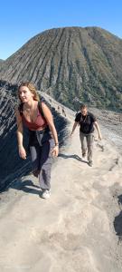 Гості Javalindra Homestay Tour and Travel