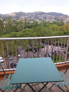 Balkon lub taras w obiekcie Capitale du mimosa