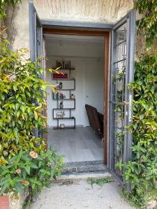 Gallery image of Alloggio in Via del Pescino in Bracciano +22 photos