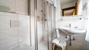 Kúpeľňa v ubytovaní Pension und Appartement Weinschreiber