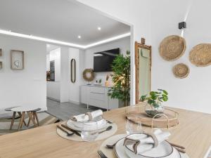 TV a/nebo společenská místnost v ubytování Tranquilo apartamento cerca de la playa ref402