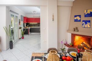 A kitchen or kitchenette at Endless Blue Sunshine