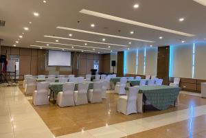 Posezení v ubytování Days Hotel by Wyndham Iloilo