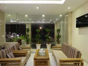 Posezení v ubytování Hoa Vinh Hotel