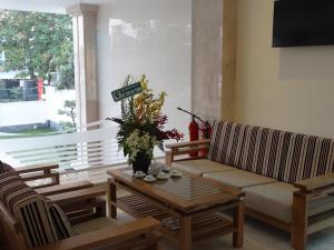 Posezení v ubytování Hoa Vinh Hotel