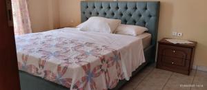 Llit o llits en una habitació de Riza Falasarna Apartments 50m2