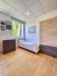 Postel nebo postele na pokoji v ubytování NEW Lielupe Summer House