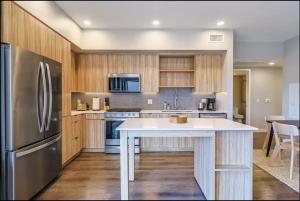 Modern - Los Angeles Apt - 2bedrooms - 2 bathrooms
