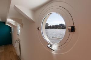 Fotografie z fotogalerie ubytování Péniche de prestige à Namur avec vue sur la Citadelle - A l'Abordage - By Voyages Copine v destinaci Namur