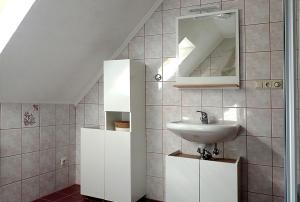A bathroom at Ferienwohnungen Raczkowski