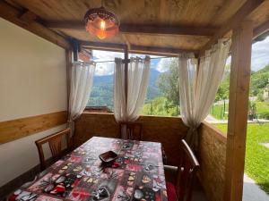 Fotografie z fotogalerie ubytování Appartamento Sara v destinaci Commezzadura