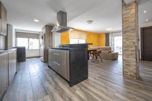Fotografie z fotogalerie ubytování Apartamento vacacional en el centro de Nerja v destinaci Nerja + 17 fotografií