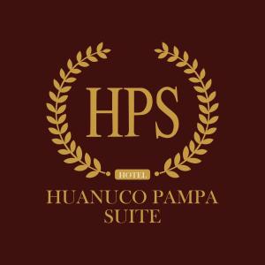 un logotipo de corona de laurel de oro sobre fondo marrón en Huanuco Pampa Suite, en Huánuco