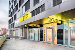 Das Gebäude in dem sich das Hotel befindet