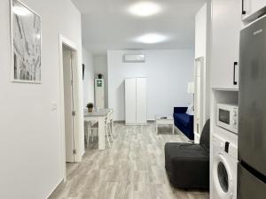 Kuchyňa alebo kuchynka v ubytovaní Los Tilos Suites-Vialia