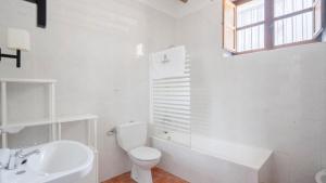 Kúpeľňa v ubytovaní Cortijo El Álamo 1 Vélez Blanco by Ruralidays