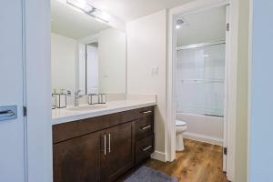 a bathroom with a sink and a toilet at Luxury 3BDR & 2BTH for 6 pax in Los Angeles
