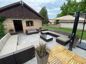 Posezení v ubytování Riviéra Apartmanok