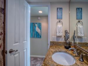 Ένα μπάνιο στο 725 Spinnaker Beach House +30 φωτογραφίες