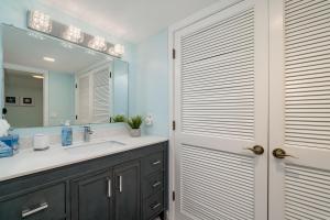 Ένα μπάνιο στο 774 Spinnaker Beach House +19 φωτογραφίες