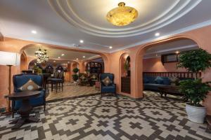 Posezení v ubytování HOTEL DE SAPA + 37 fotografií