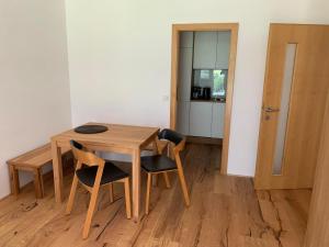 Kuchyňa alebo kuchynka v ubytovaní Apartment Mölltaler Gletscher 6