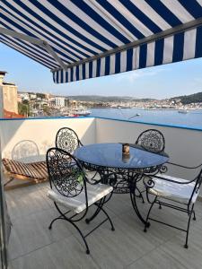 Балкон или терраса в Larimar Hotel Cesme